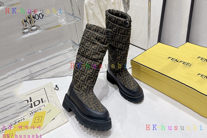 NEW 펜디 부츠 신상 FD 333573