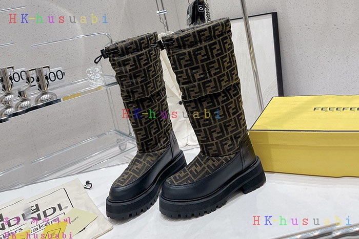 NEW 펜디 부츠 신상 FD 333573