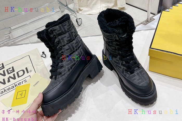NEW 펜디 부츠 신상 FD 333575