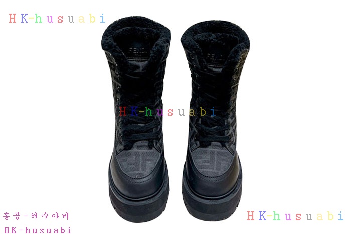 NEW 펜디 부츠 신상 FD 333575