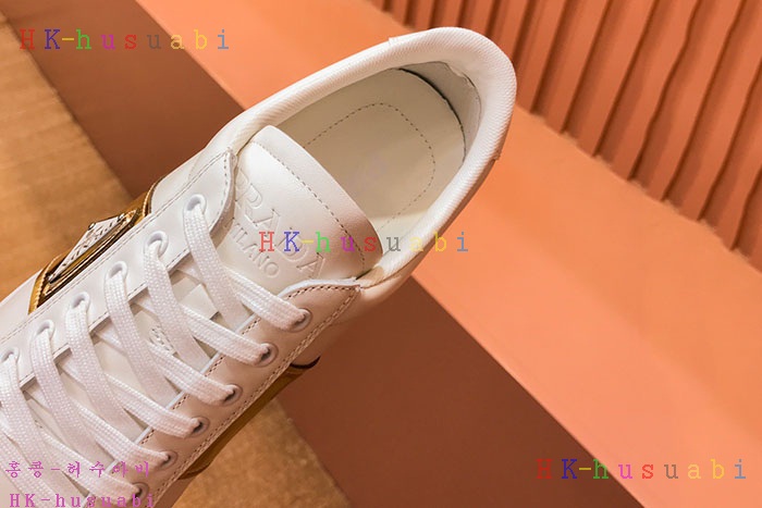 NEW 프라다 스니커즈 신상 P 222503
