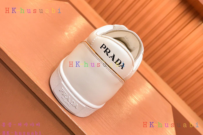NEW 프라다 스니커즈 신상 P 222503