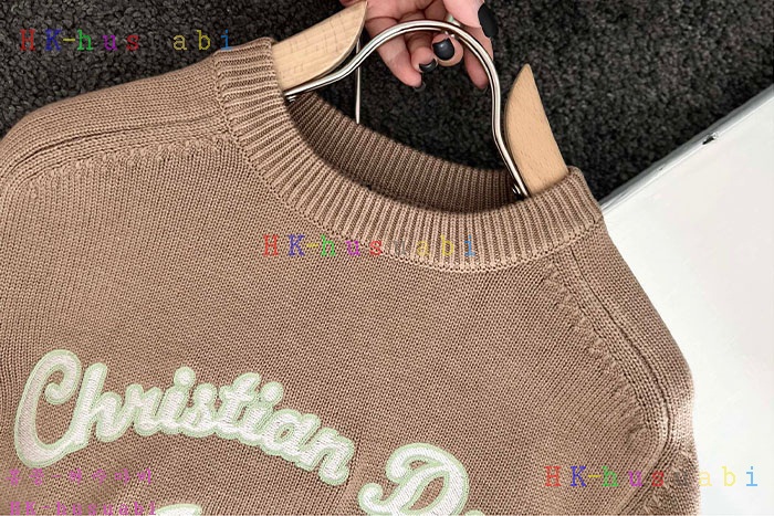 NEW 디올 니트 신상 DR 3825510