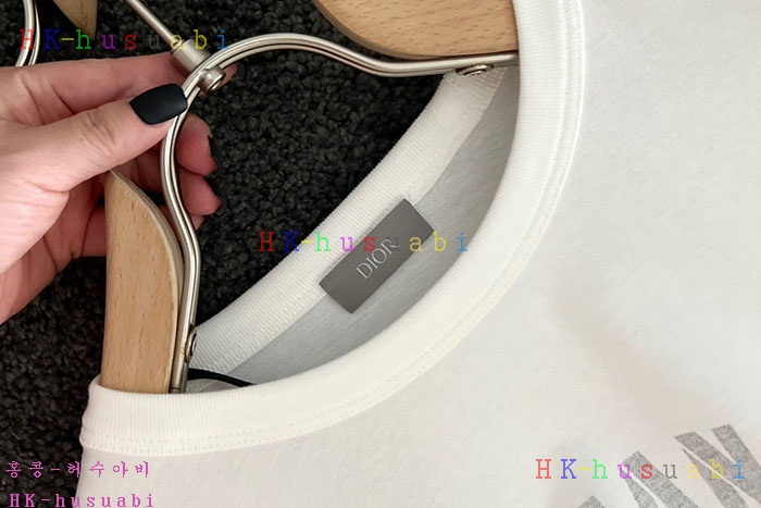 NEW 디올 긴팔티 신상 DR 3825511