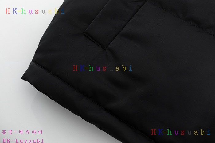 NEW 발렌시아가 패딩 신상 B 682275