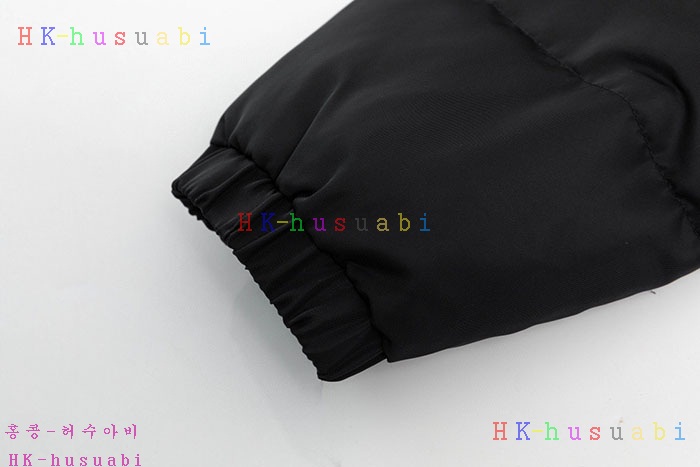 NEW 발렌시아가 패딩 신상 B 682275