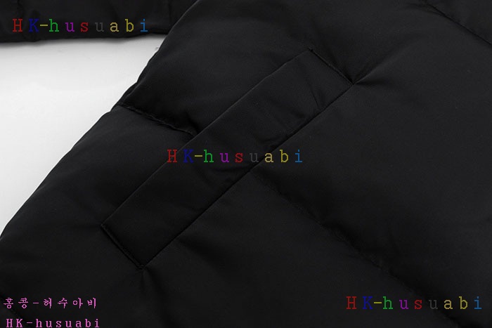 NEW 발렌시아가 패딩 신상 B 682275