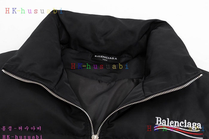 NEW 발렌시아가 패딩 신상 B 682275