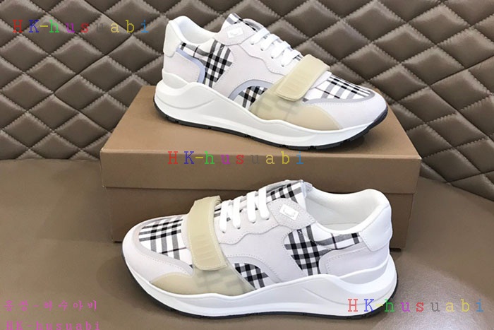 NEW 버버리 스니커즈 신상 BB  9652501