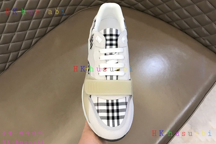NEW 버버리 스니커즈 신상 BB  9652501