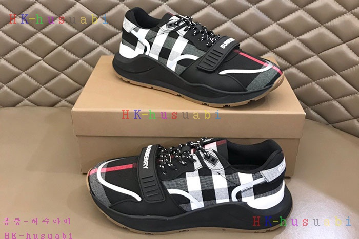NEW 버버리 스니커즈 신상 BB  9652503