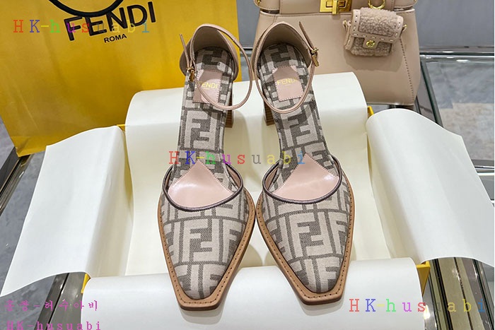 NEW 펜디 신발 신상 FD 8857204