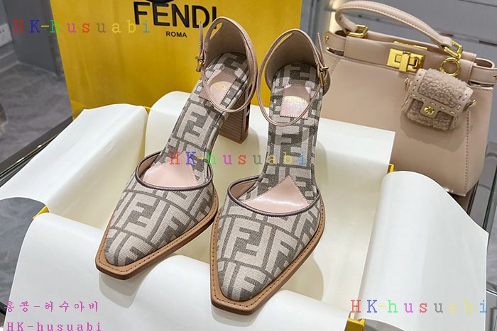 NEW 펜디 신발 신상 FD 8857204