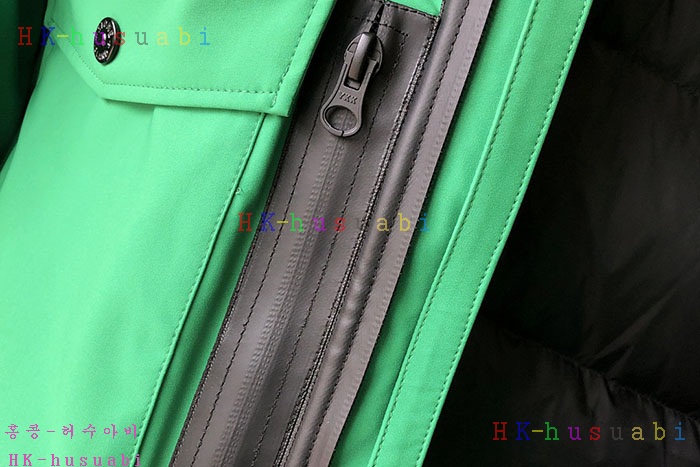 NEW 스톤아일랜드 패딩 신상 ST 115507