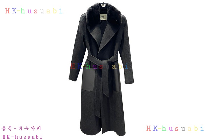 NEW 펜디 패딩 신상 FD 996520