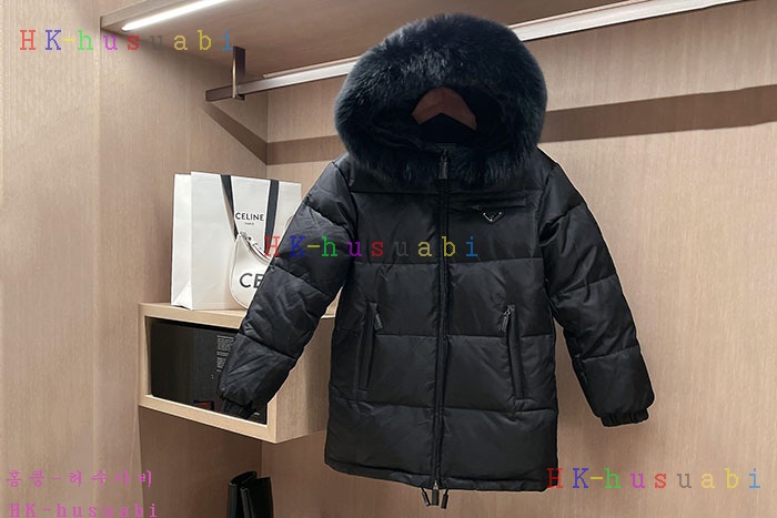 NEW 프라다 패딩 신상 P 5828819