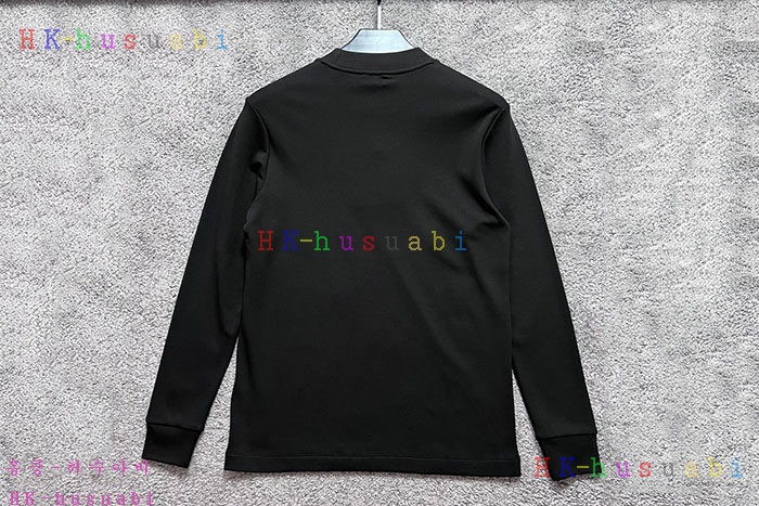 NEW 몽클레어 긴팔티 신상 M 683394