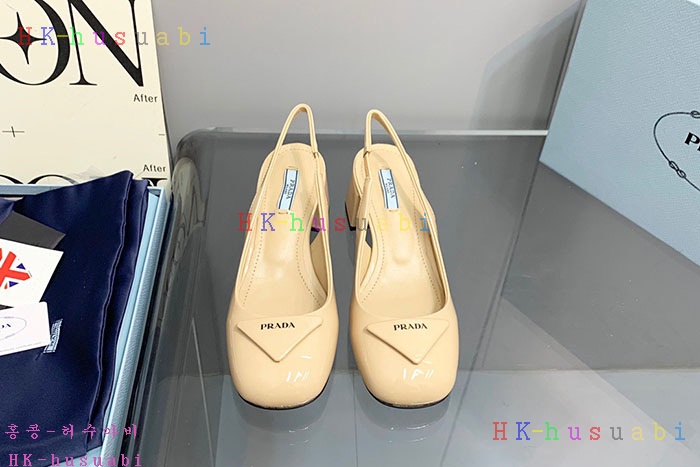 NEW 프라다 신발 신상 P 682403