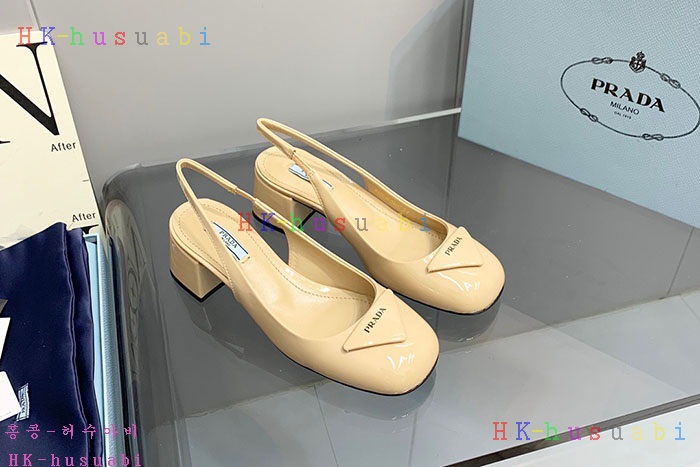 NEW 프라다 신발 신상 P 682403