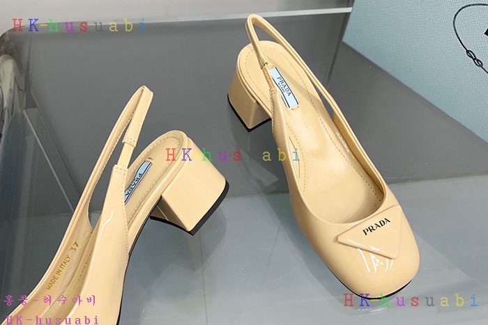 NEW 프라다 신발 신상 P 682403