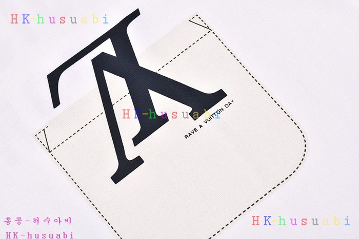 NEW 루이비통 반팔티 신상 LV 958831