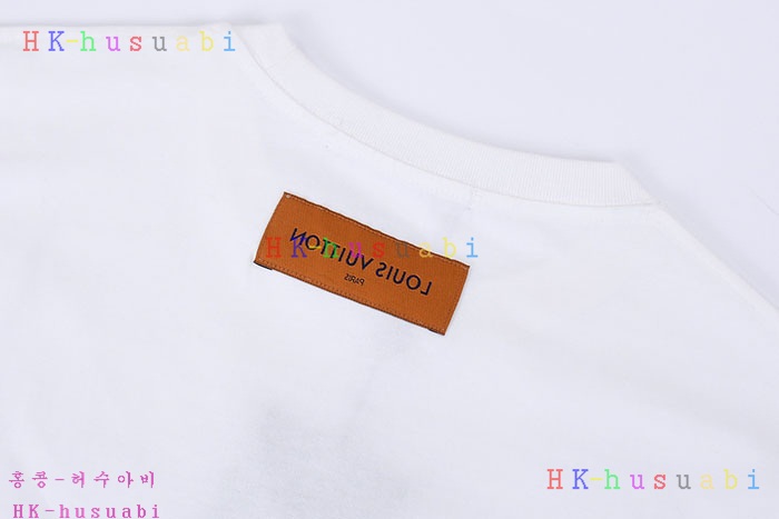 NEW 루이비통 반팔티 신상 LV 958839
