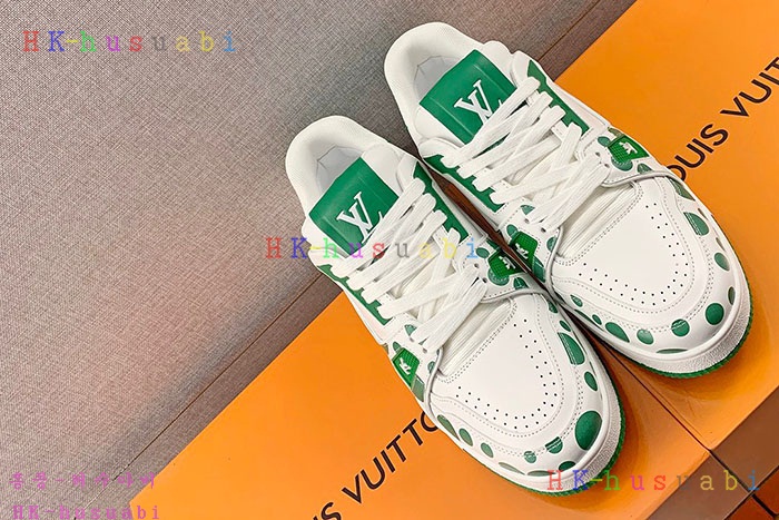 NEW 루이비통 스니커즈 신상 LV 204072