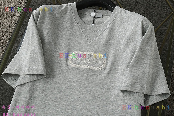 NEW 디올 반팔티 신상 DR 700123