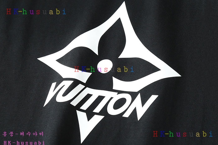 NEW 루이비통 반팔티 신상 LV 857011