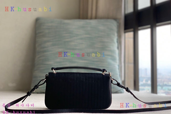 ★미러급★펜디 바게트 폰파우치 크로스백 7AS142-2