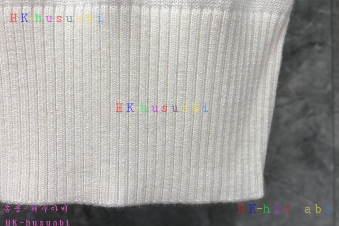 NEW 톰브라운 반팔 신상 TB 968885
