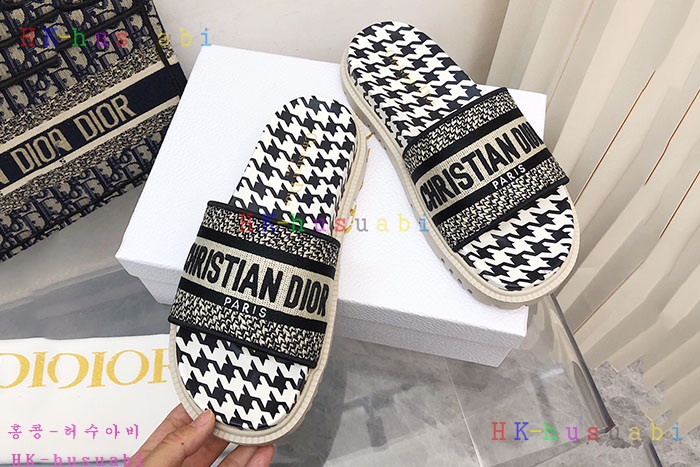 NEW 디올 신발 신상 DR 875506