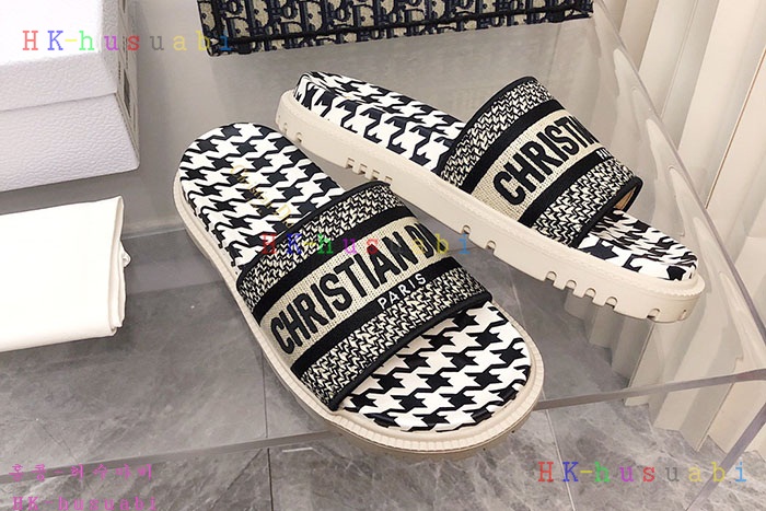 NEW 디올 신발 신상 DR 875506