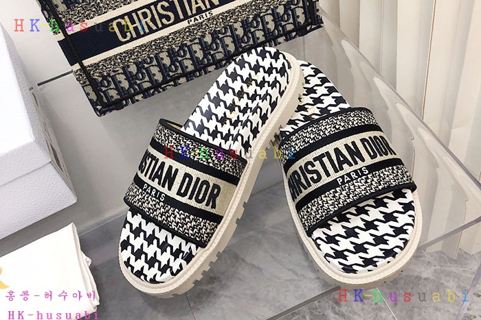 NEW 디올 신발 신상 DR 875506
