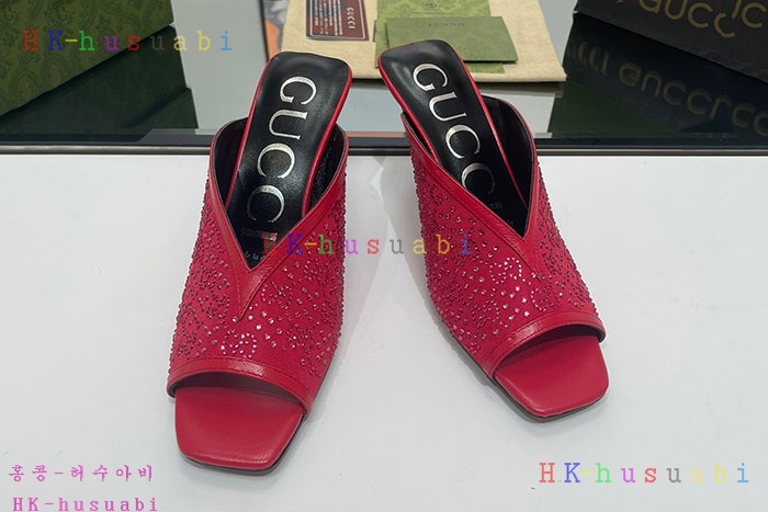 NEW 구찌  샌들 신상 GU 388425