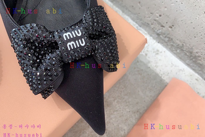 NEW 미우미우 신발 신상 MU 724223