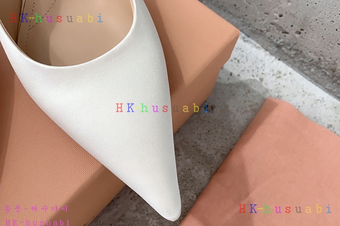 NEW 미우미우 신발 신상 MU 7243301