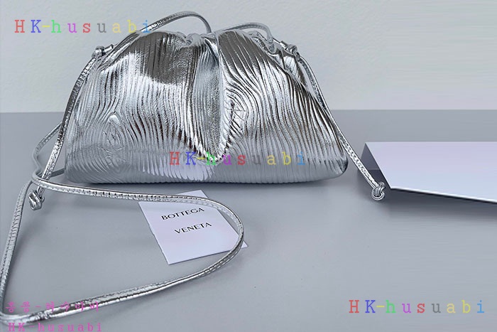 ★미러급★보테가베네타 클러치 585852-2