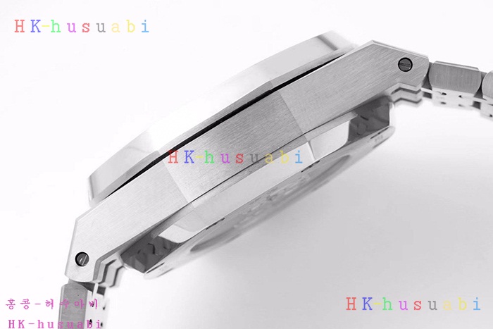 NEW 오데마 피게 시계 신상 A 242518