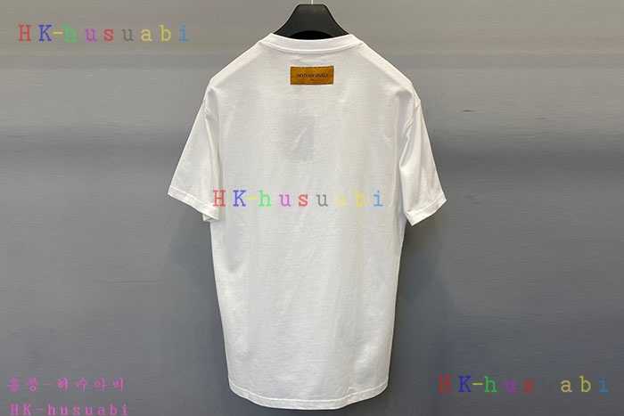 NEW 루이비통 반팔티 신상 LV 958444