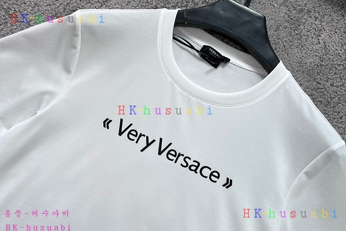 NEW 베르사체 반팔티 신상 V 562501