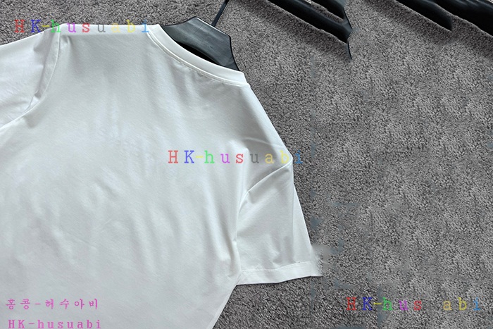NEW 베르사체 반팔티 신상 V 562501