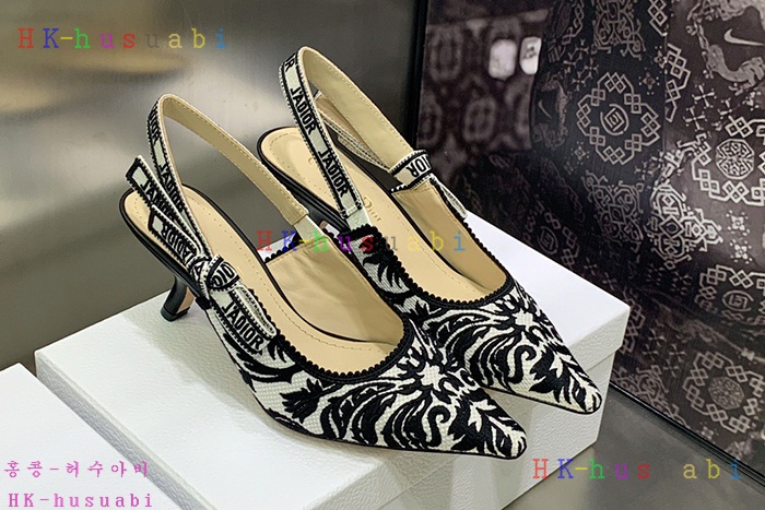 NEW 디올 신발 신상 DR 954251