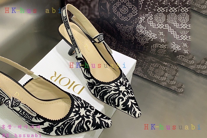 NEW 디올 신발 신상 DR 954251