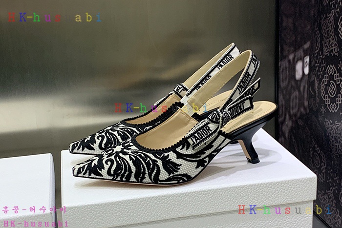 NEW 디올 신발 신상 DR 954251
