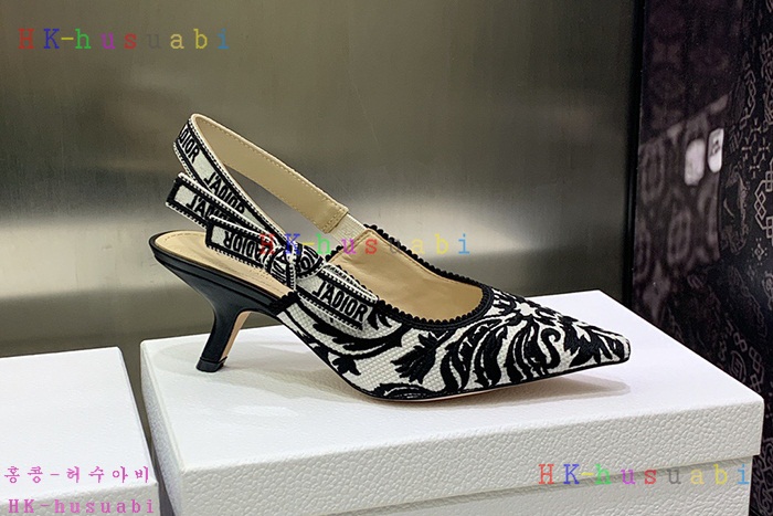 NEW 디올 신발 신상 DR 954251