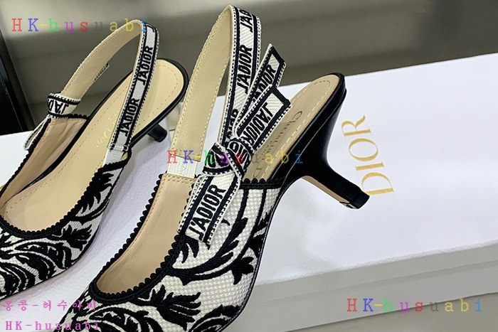 NEW 디올 신발 신상 DR 954251