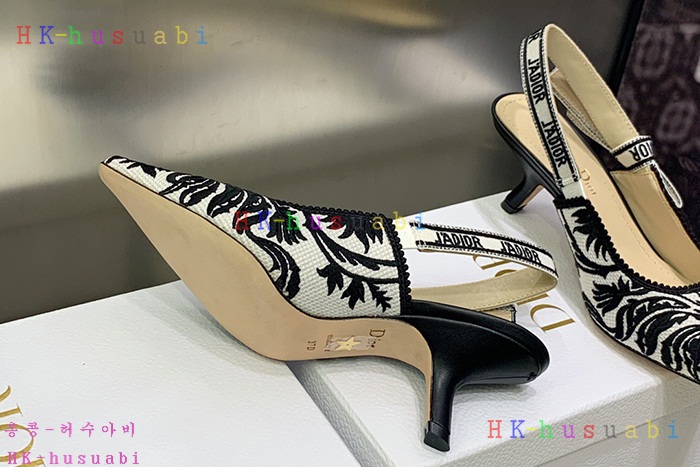 NEW 디올 신발 신상 DR 954251