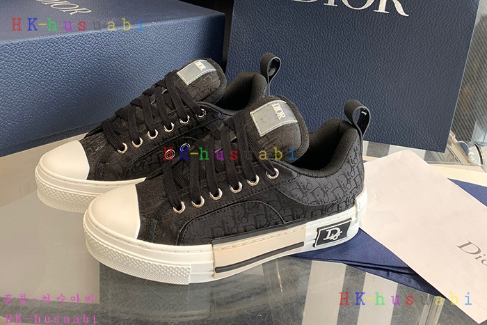 NEW 디올 신발 신상 DR 958804