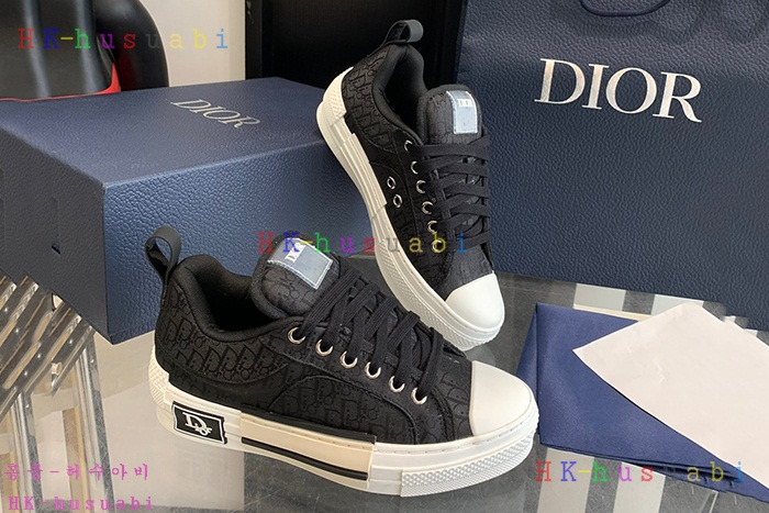 NEW 디올 신발 신상 DR 958804